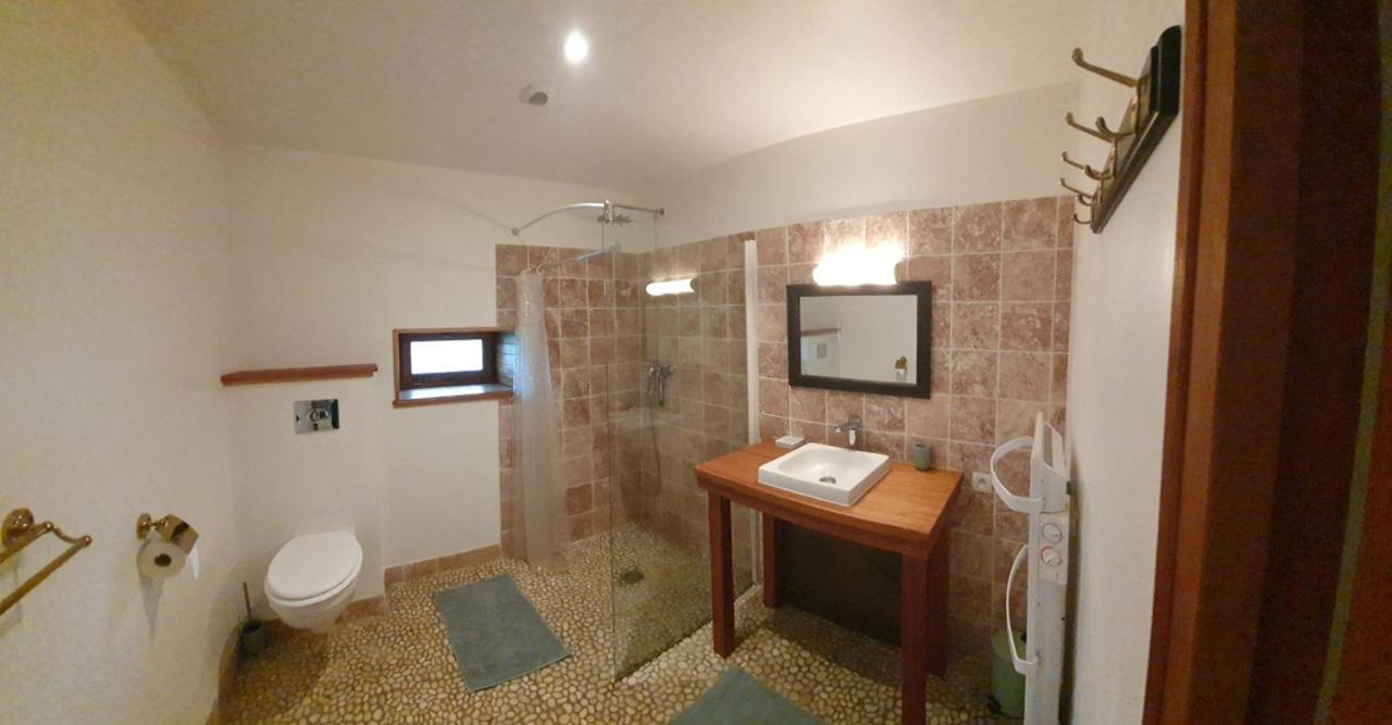 Auverg'Nature Chambre Combrailles Espinasse Exterior foto